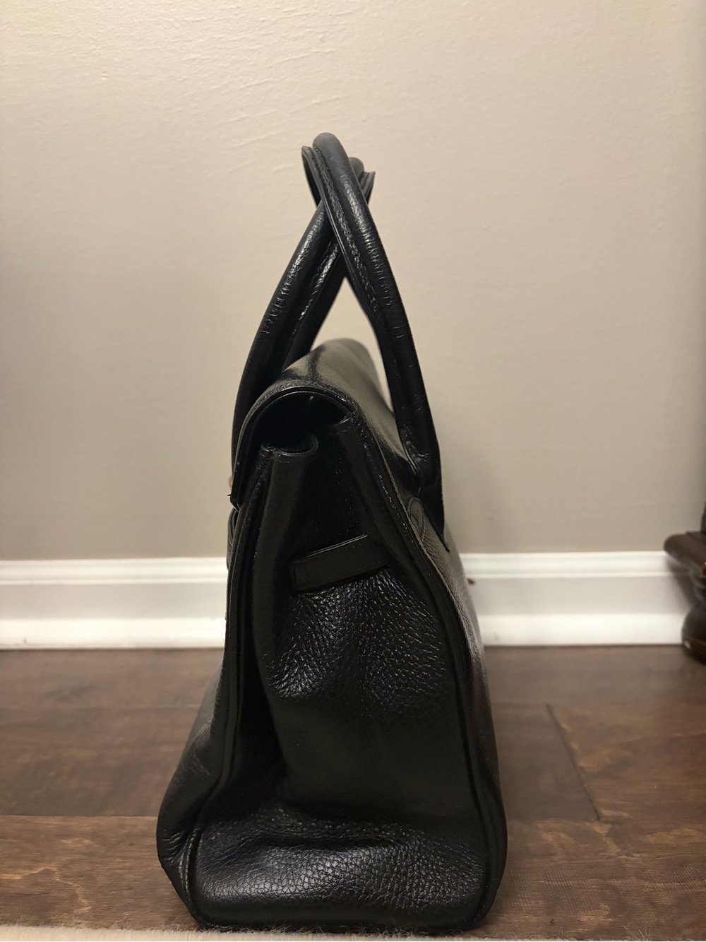 Vintage Italian leather structured carryall in a designer inspired silhouette - Picture 4 of 7